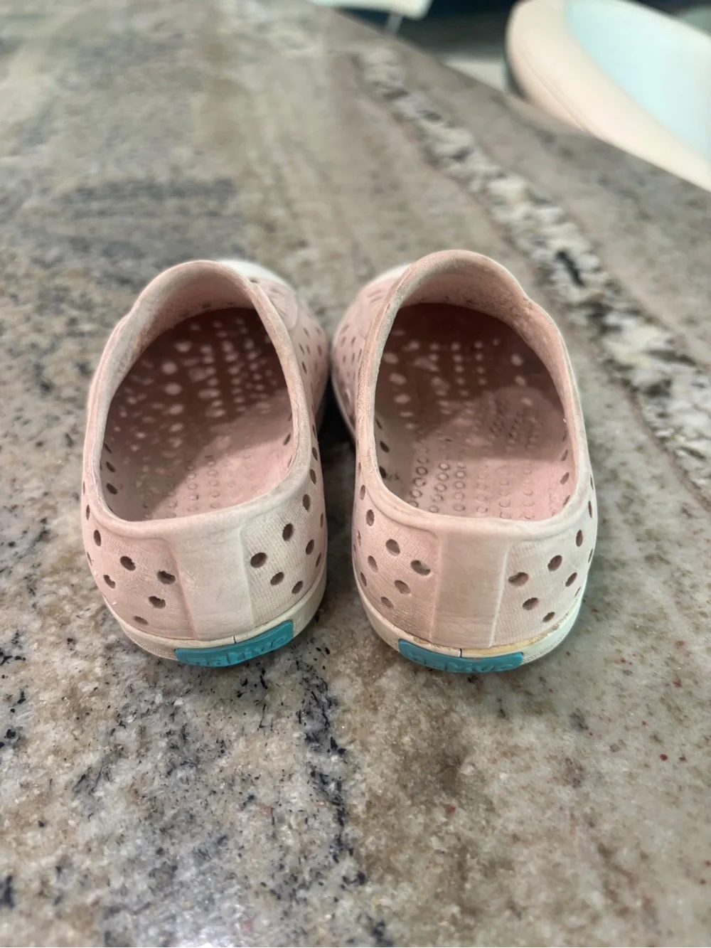 Native Kids Slip-On Water Shoes in Pale Pink